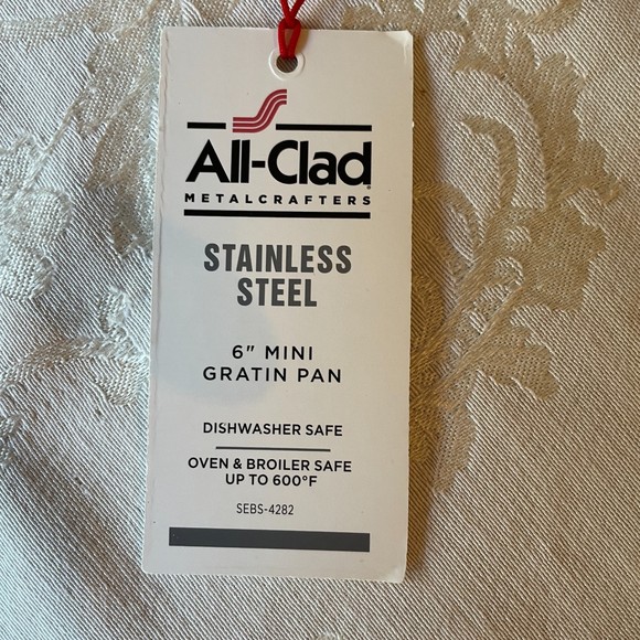 ALL-CLAD New 6-inch Round Mini Gratin Pan - Picture 6 of 7